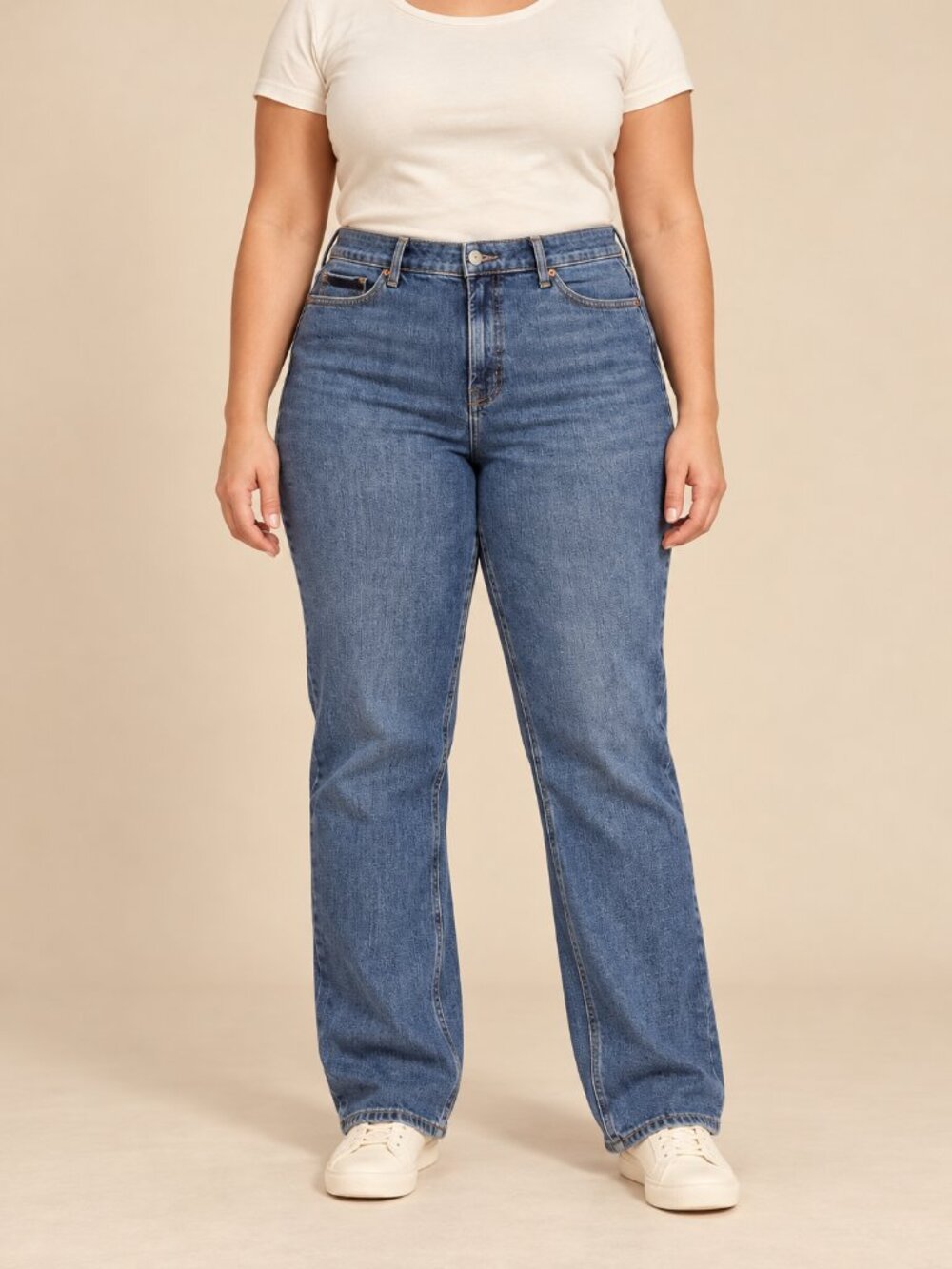 Old Navy Extra High Rise Straight Jeans Size 14 Medium Wash Stretch Denim